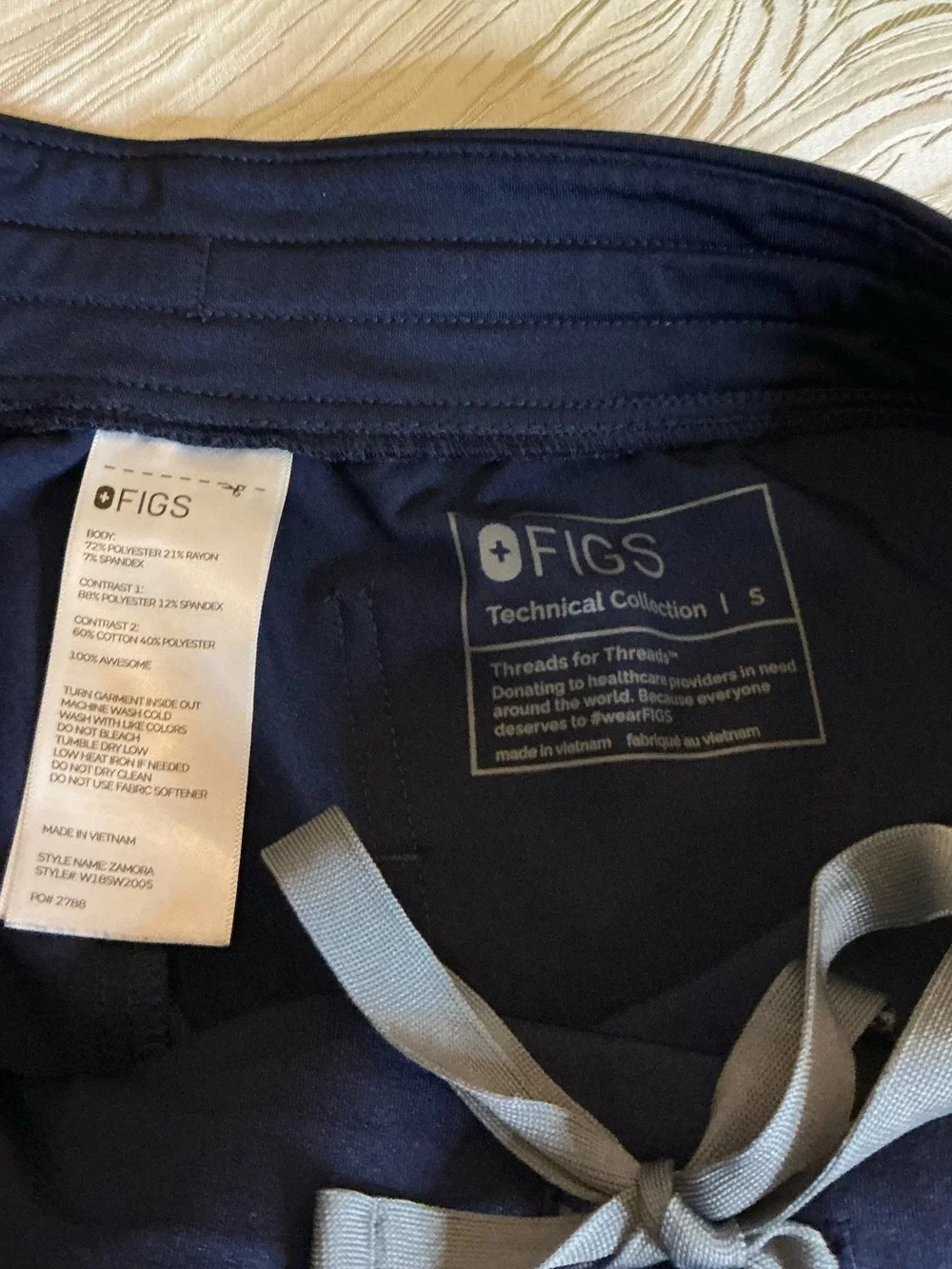 FIGS TECHNICAL COLLECTION NAVY JOGGER SCRUB PANTS (s)